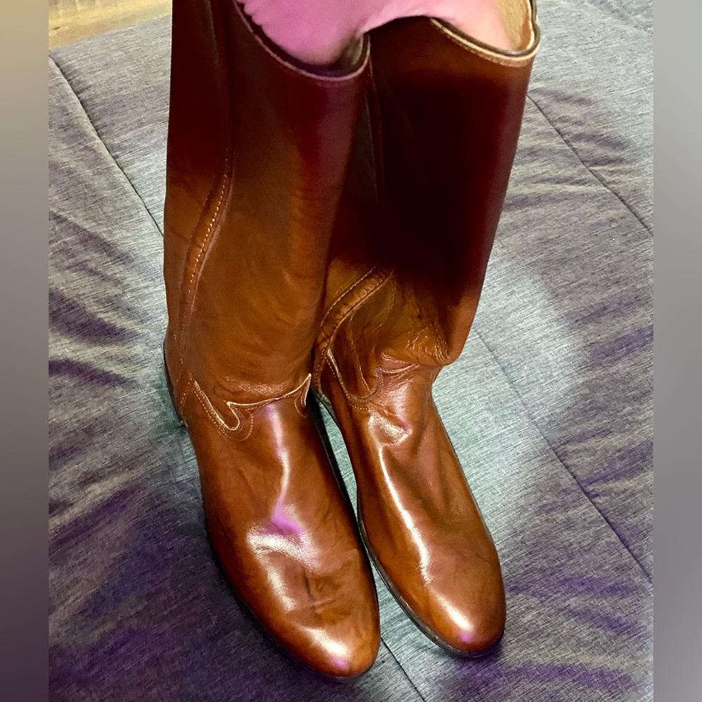 Justin Boots Tan Leather Interior